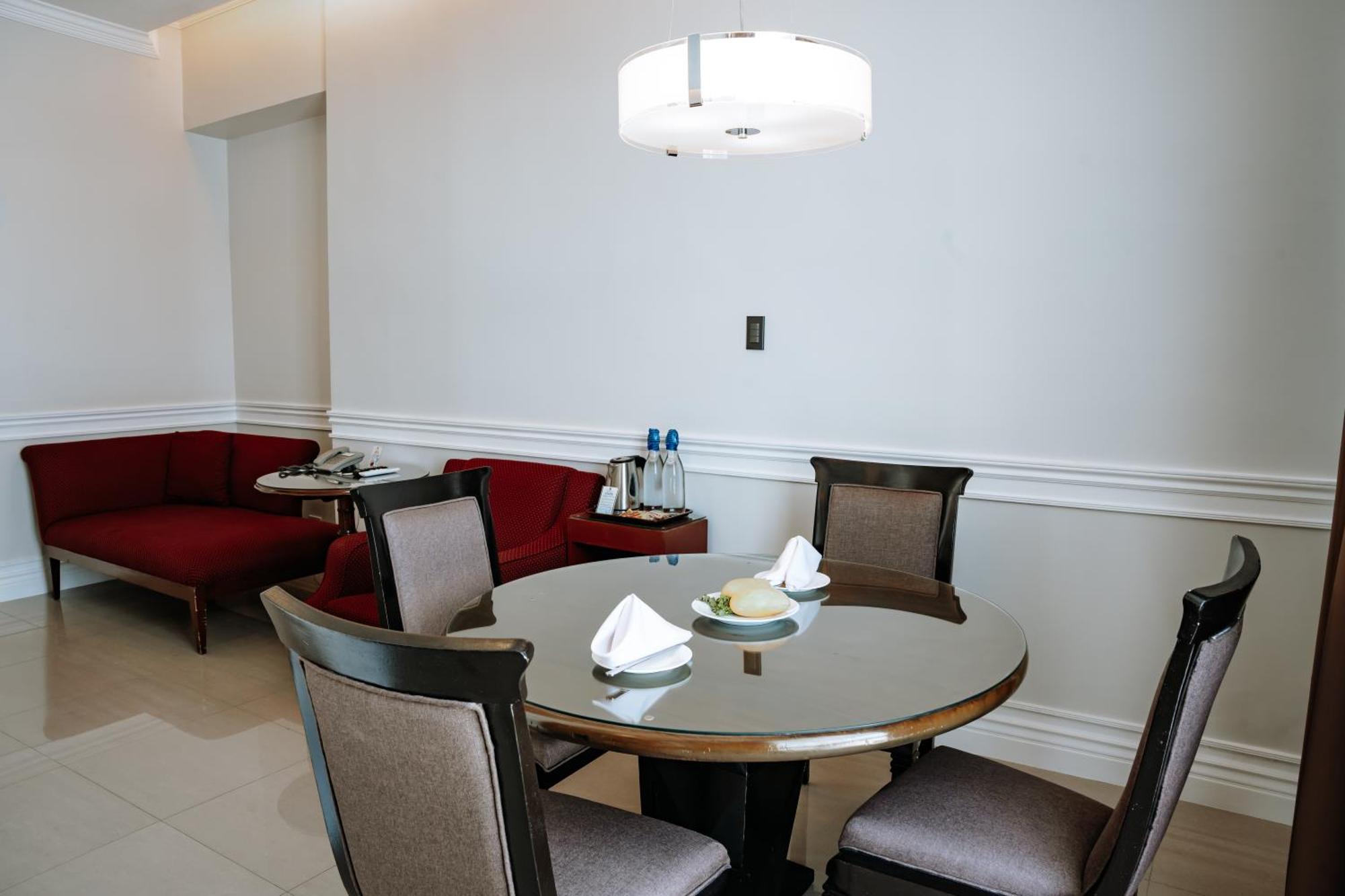 Metrocentre Hotel Ταγκμπιλαράν Εξωτερικό φωτογραφία
