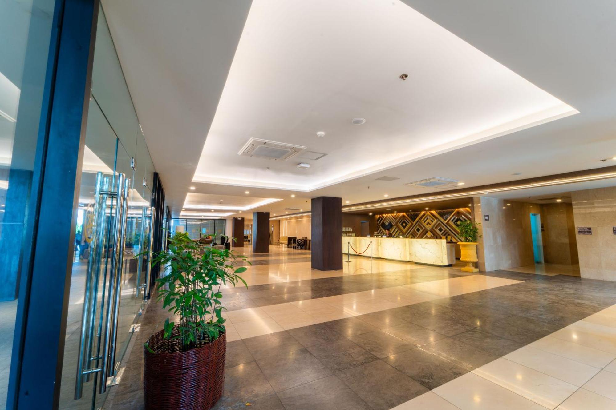 Metrocentre Hotel Ταγκμπιλαράν Εξωτερικό φωτογραφία